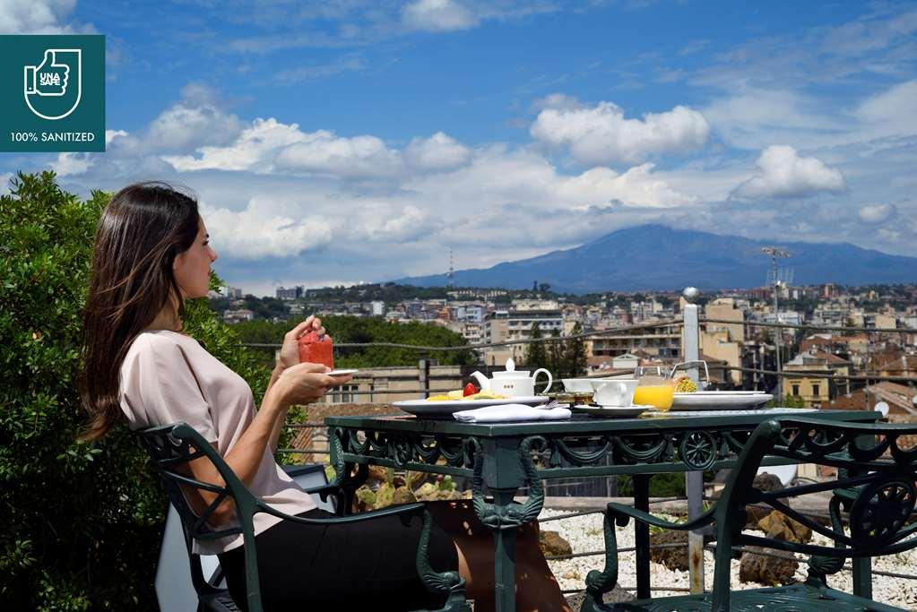 Palace Catania | Una Esperienze Ресторант снимка